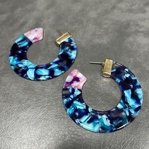 BAUBLEBAR Dakota Resin Hoop Earrings